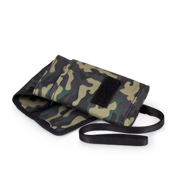 velcro fastener and inner pocket