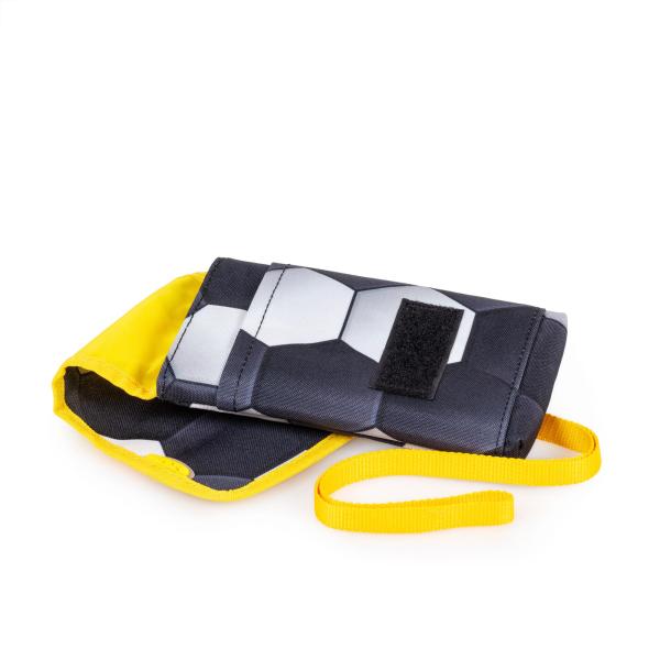 velcro fastener and inner pocket