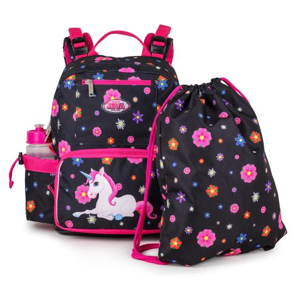 Cute schoolbag for beginners