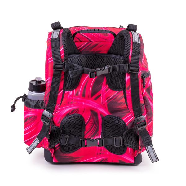 schoolbag with ergonomic back support