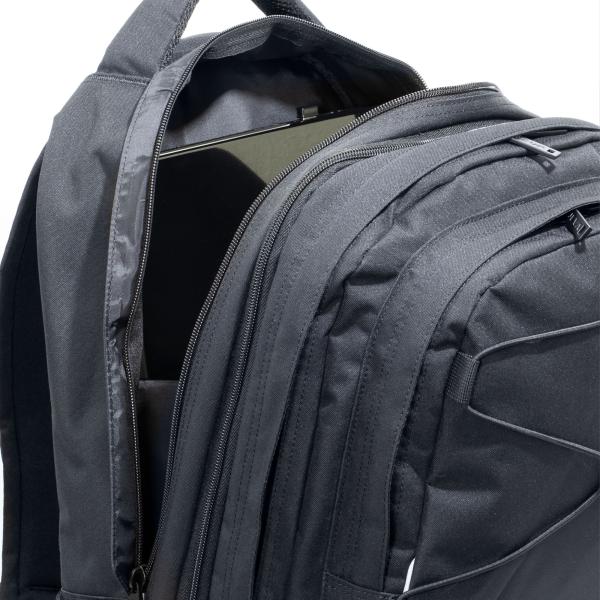 inner padded pocket for laptop