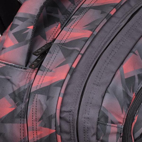 kissing zippers