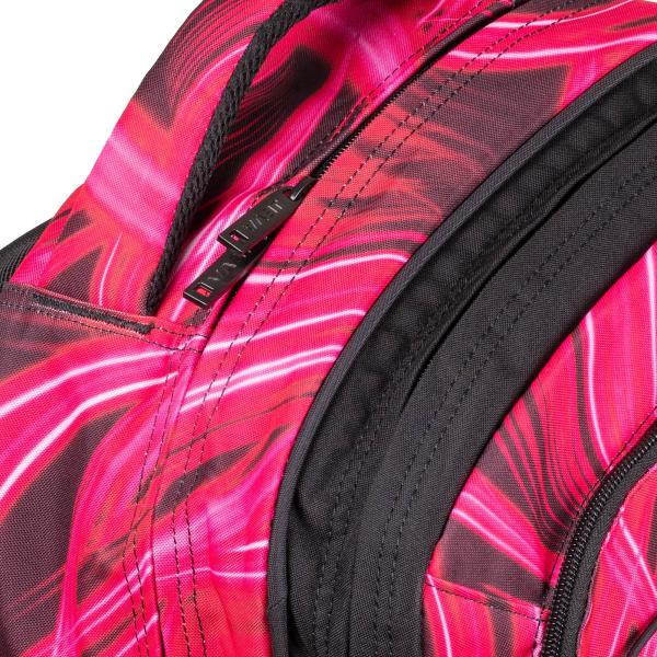 kissing zippers