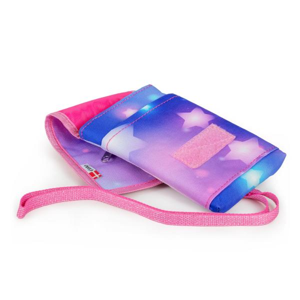 velcro fastener and inner pocket