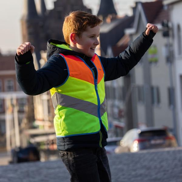 Rainbow vest from WOWOW