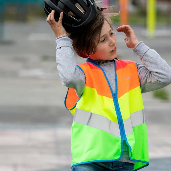 Rainbow reflective vest from WOWOW